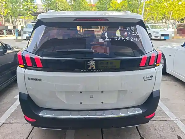 Peugeot 5008 2018