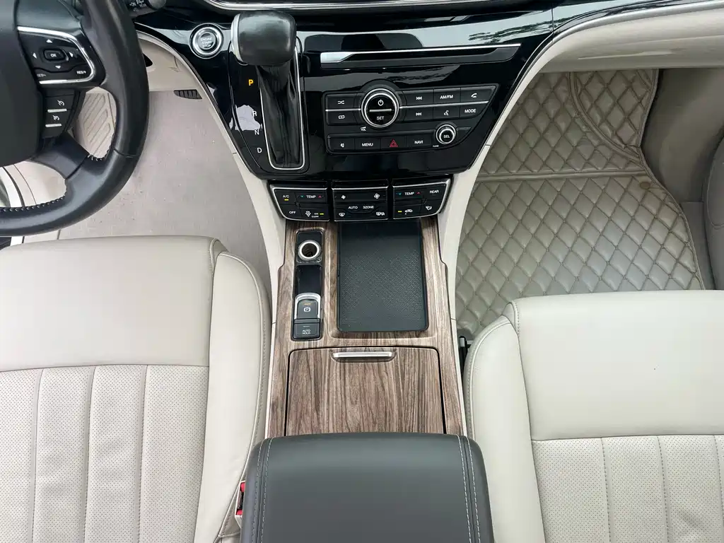 GAC Motor Trumpchi M8 2019 — фото 22