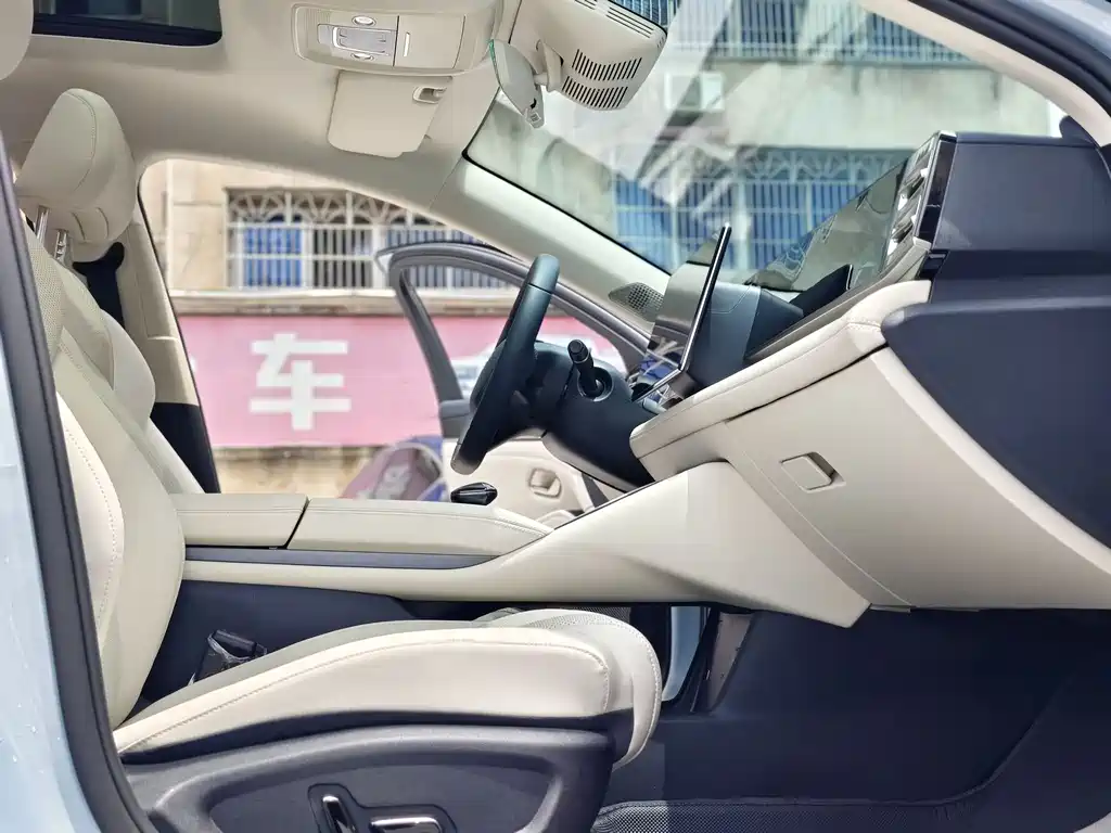 BYD Qin L 2024 — фото 12