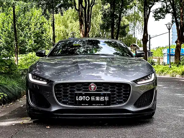 Jaguar F-TYPE 2021