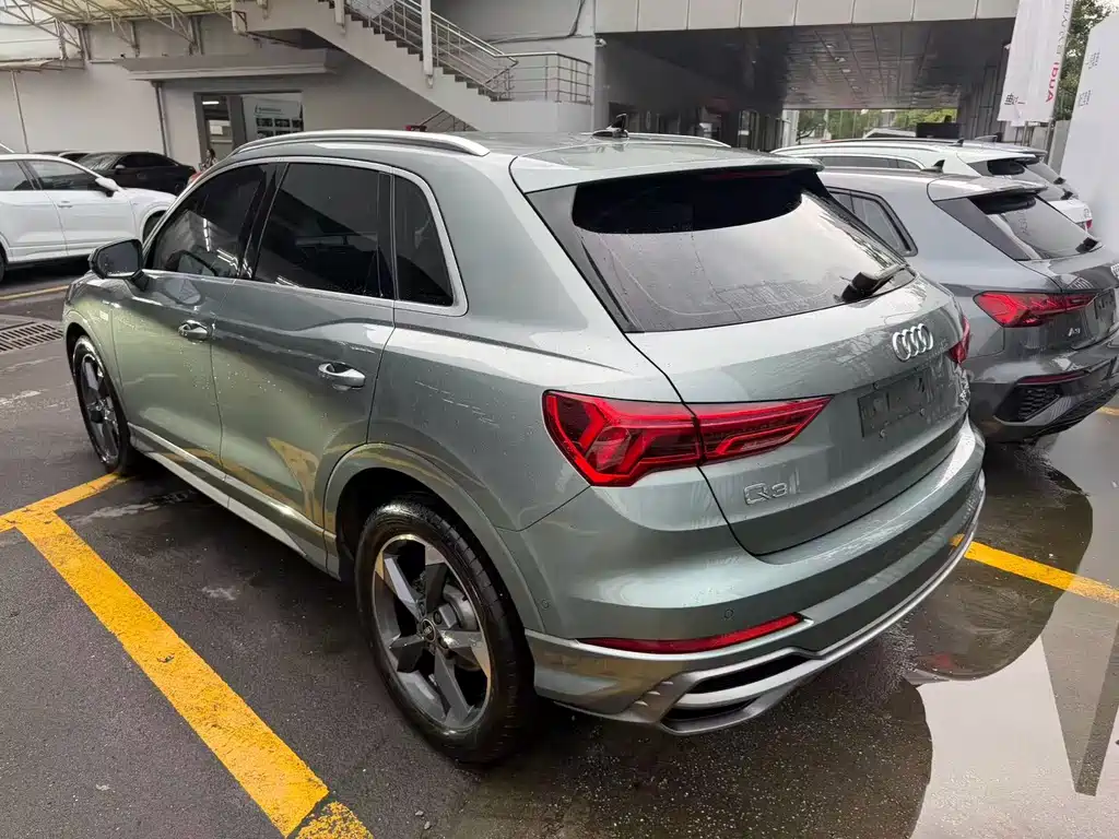 Audi Q3 2022 — фото 10