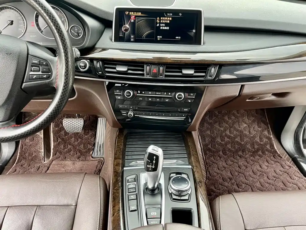 BMW X5 2015 — фото 20