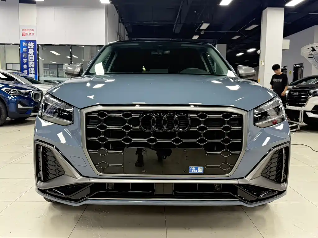 Audi Q2L 2022