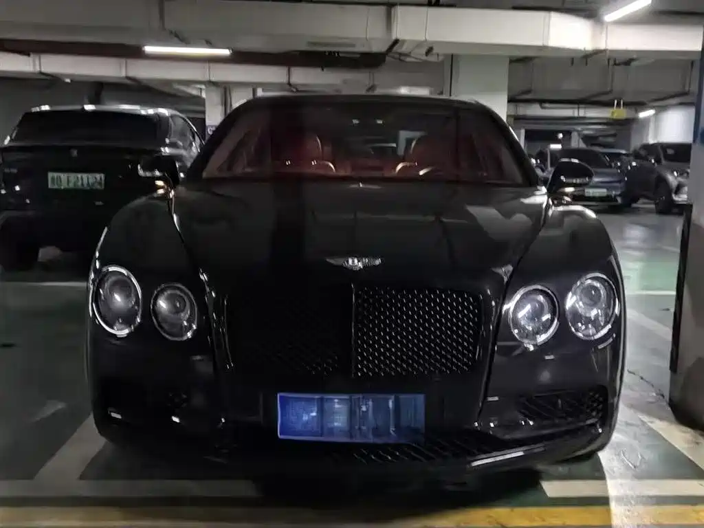 Bentley Flying Spur 2017 — фото 1