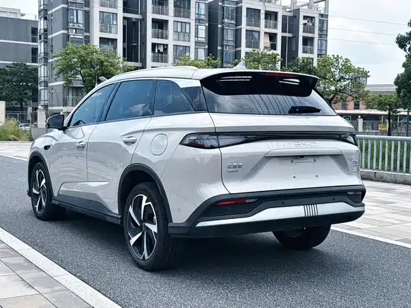 BYD Sealion 05 DM-i 2025