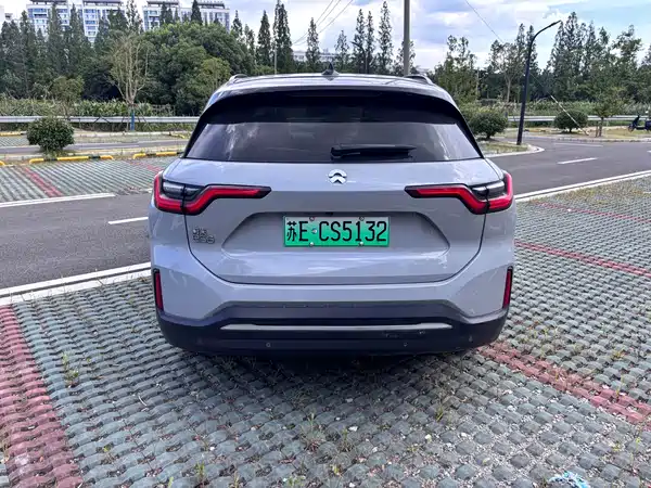 NIO ES6 2020