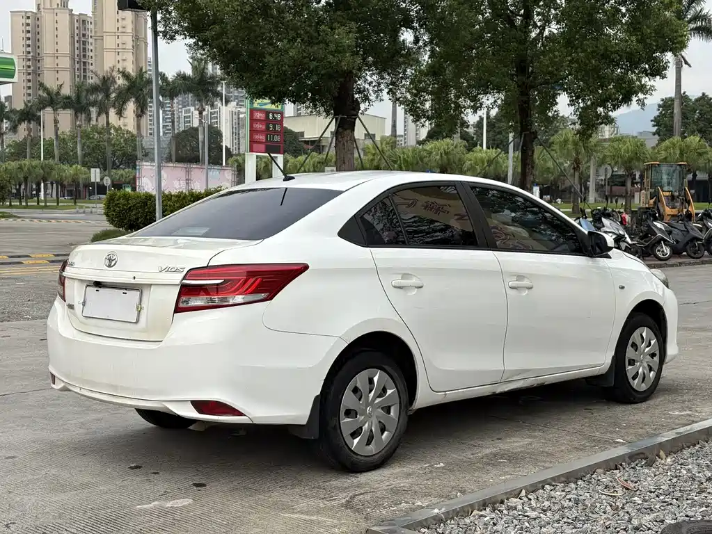 Toyota Vios 2019 — фото 10