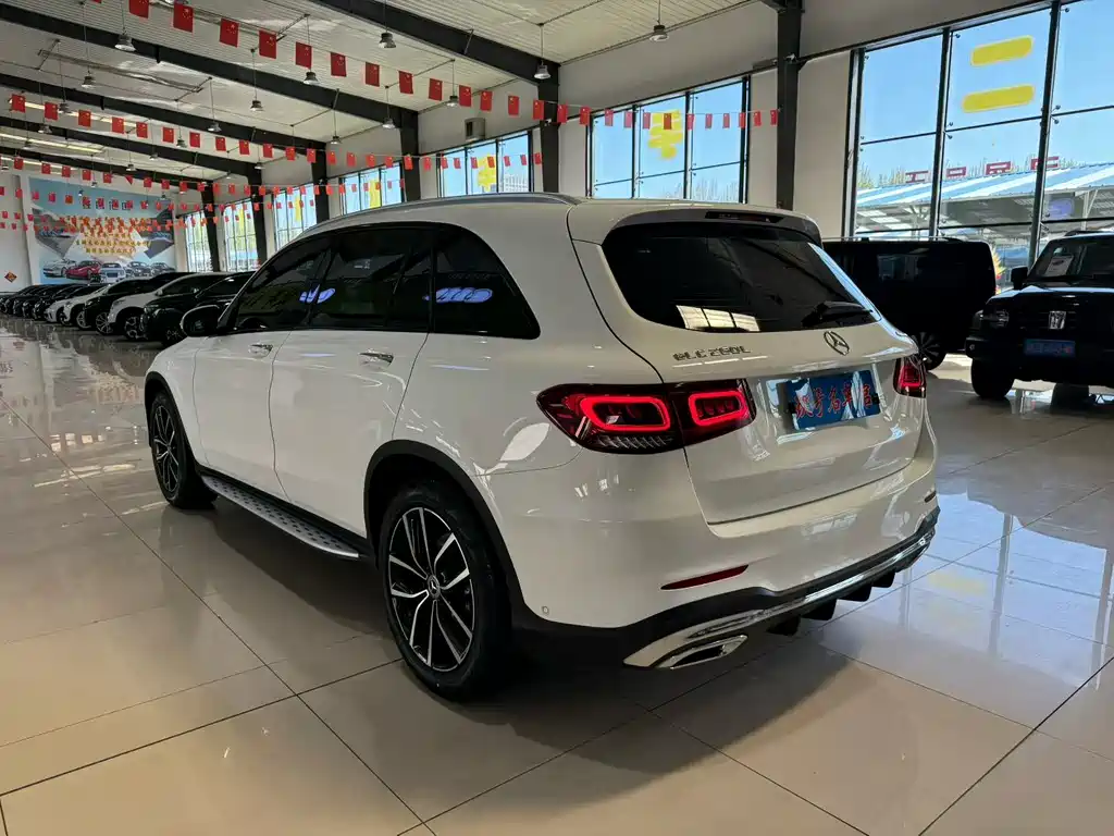 Mercedes-Benz GLC 2020 — фото 20