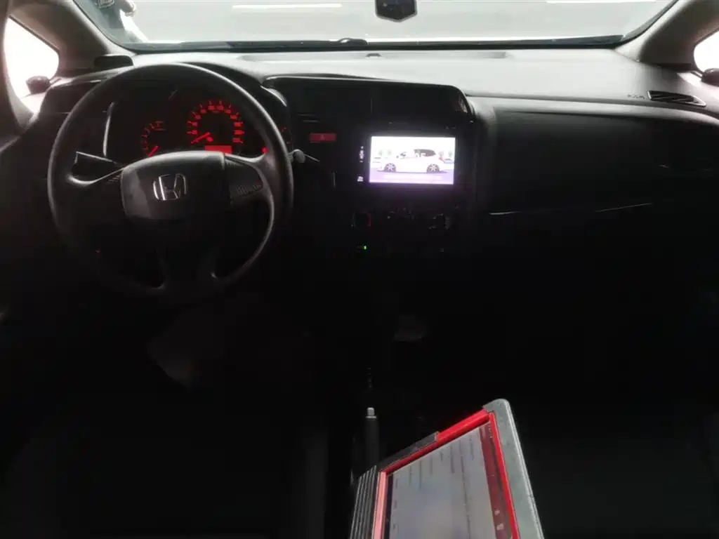 Honda Fit 2017 — фото 10