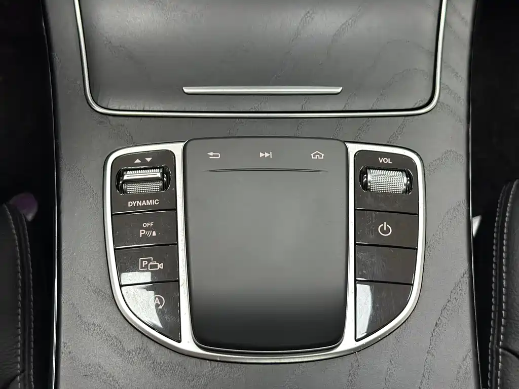 Mercedes-Benz C-Class 2021 — фото 12