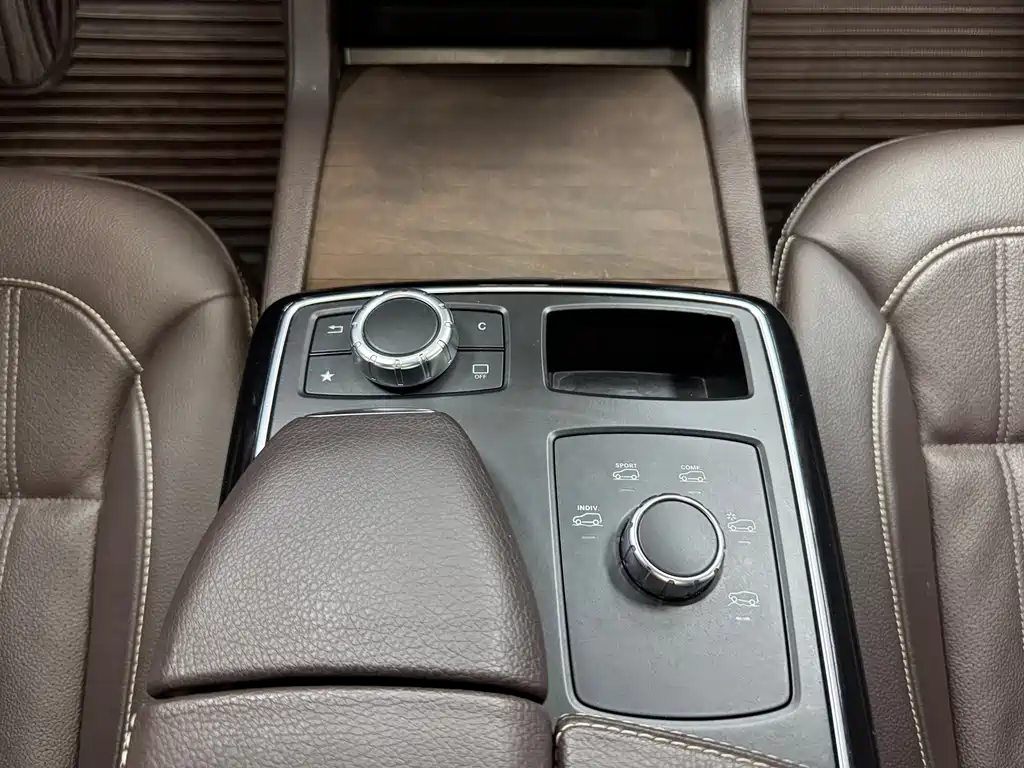 Mercedes-Benz GLE 2018 — фото 22