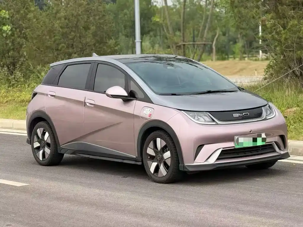 BYD Dolphin 2023