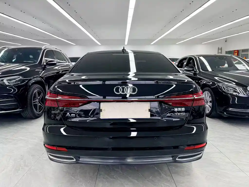 Audi A6L 2021