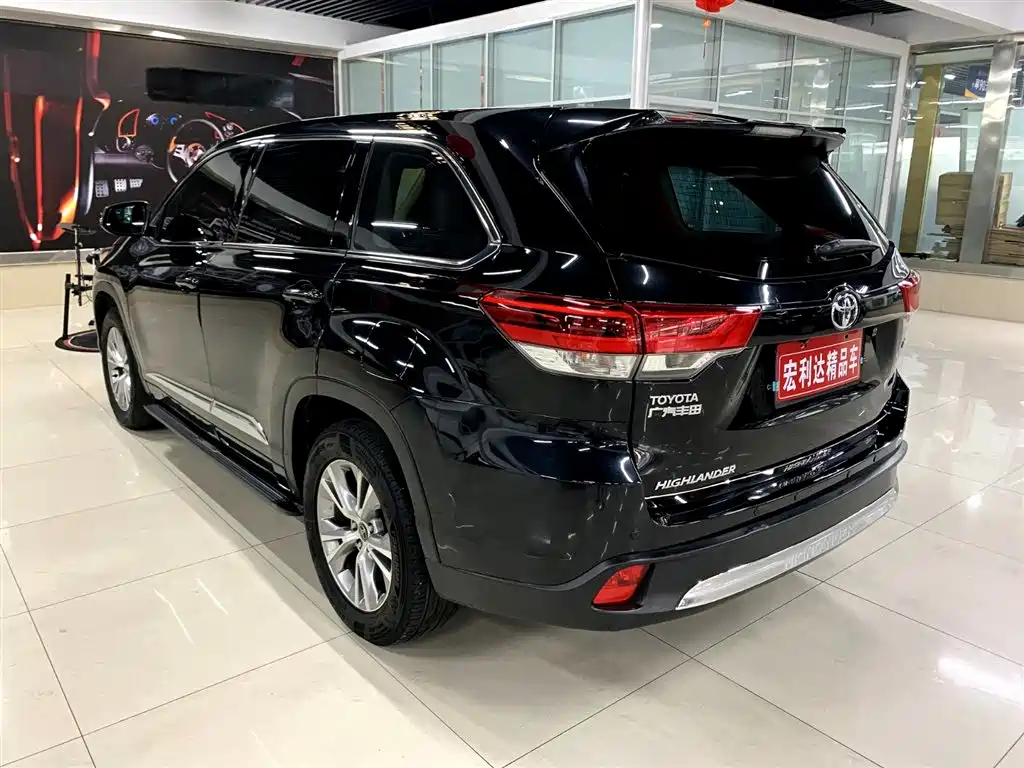 Toyota Highlander 2018 — фото 16