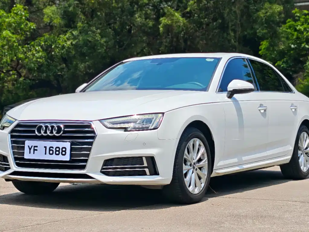 Audi A4L 2019