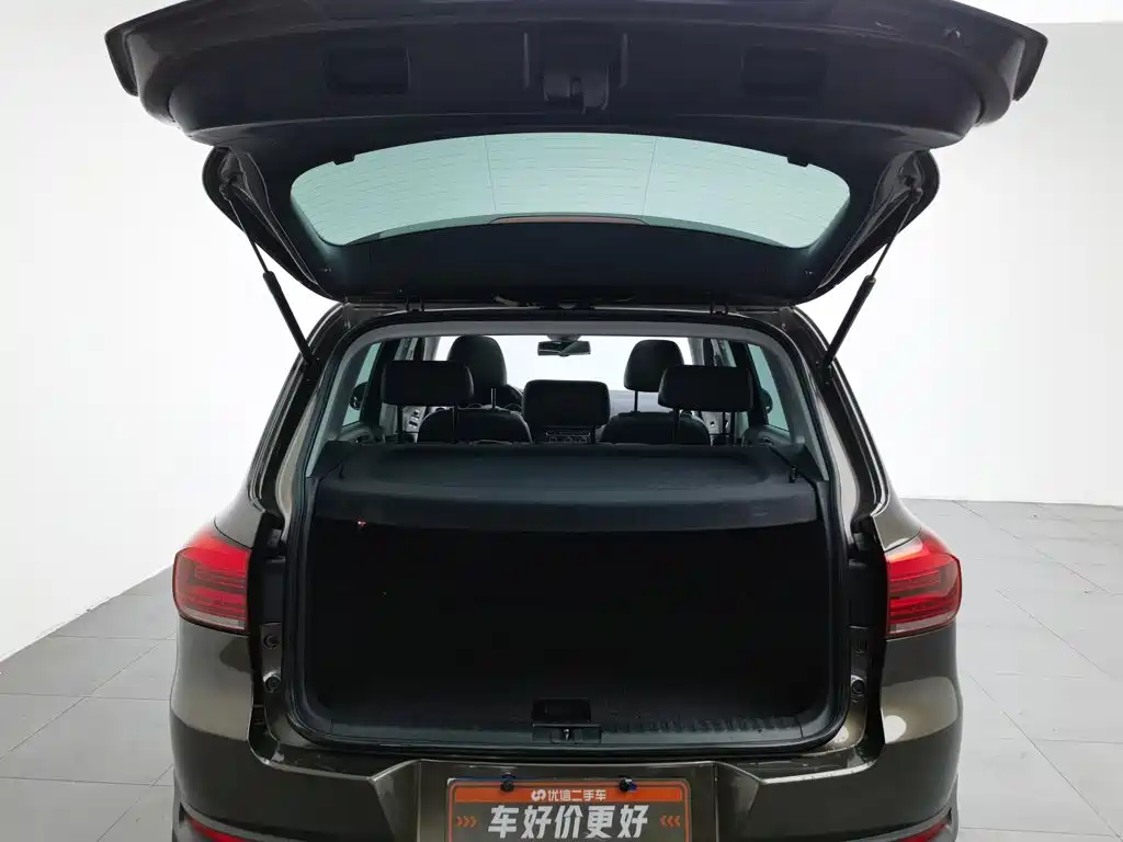 Volkswagen Tiguan 2014 — фото 16