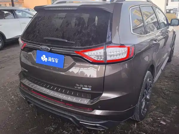 Ford Edge 2015