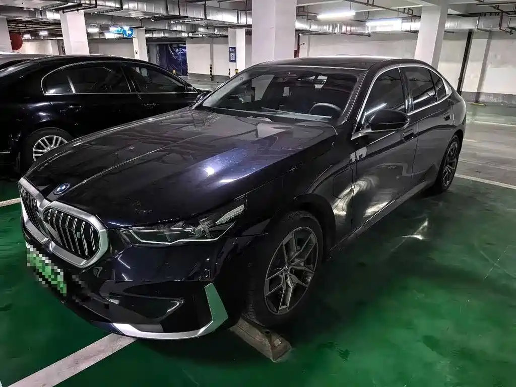 BMW i5 2024