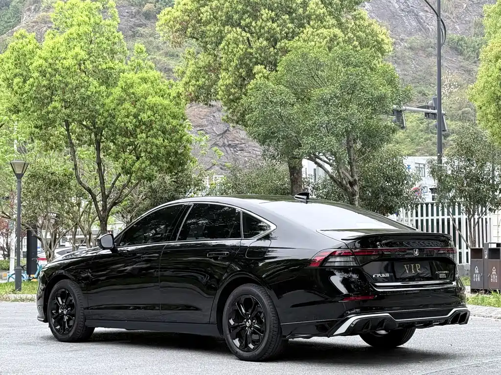 Honda Accord 2025 — фото 17