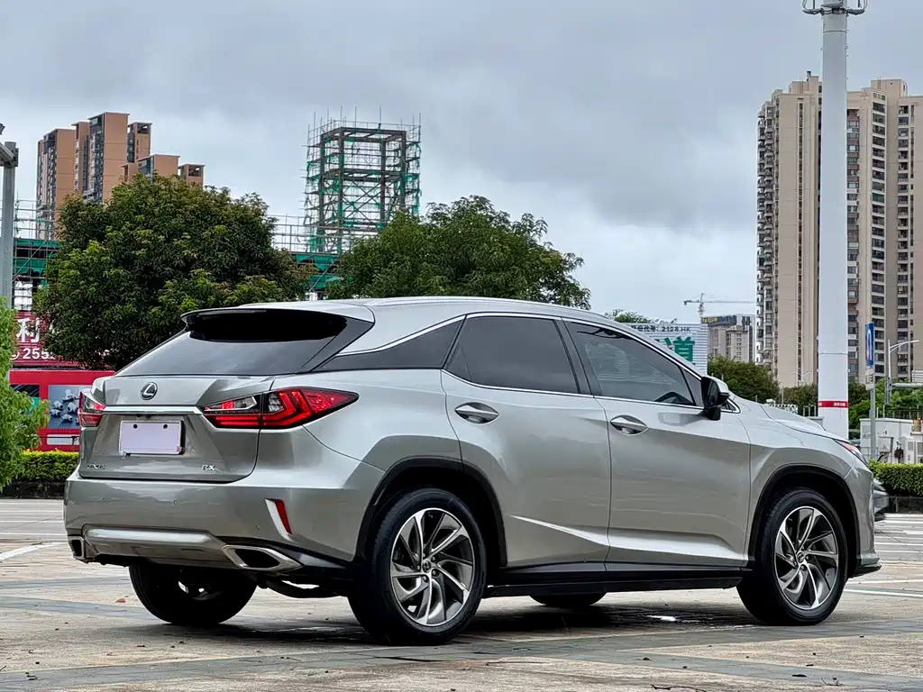 Lexus RX 2019 — фото 12