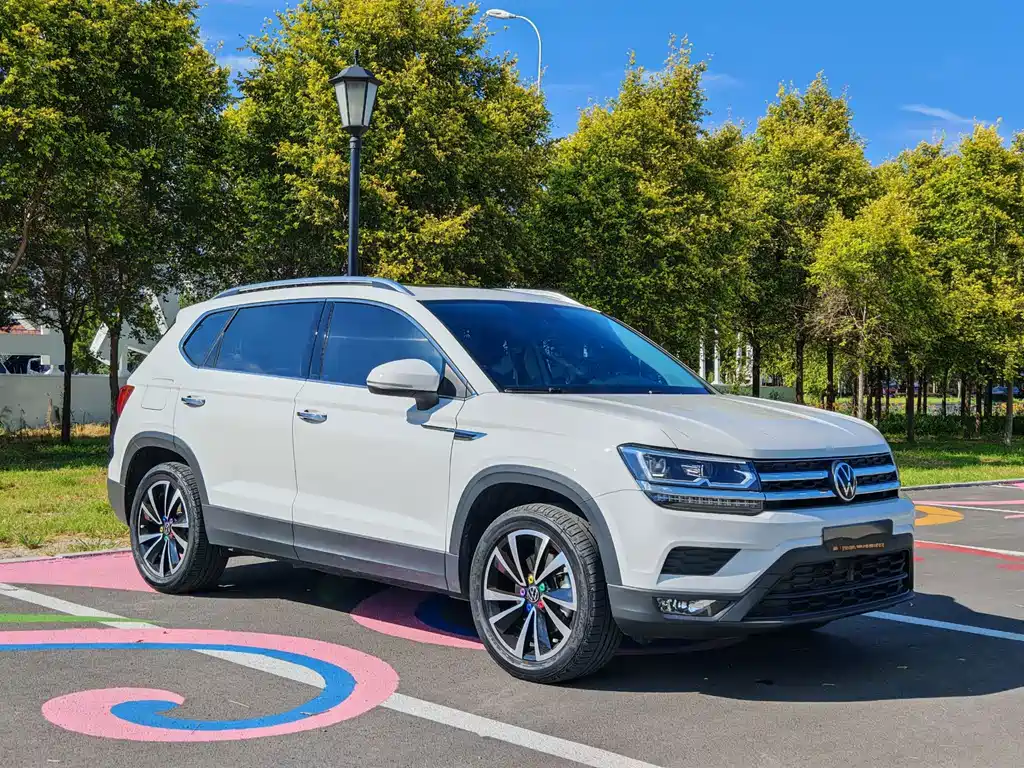 Volkswagen Tharu 2021