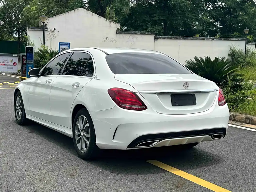 Mercedes-Benz C-Class 2018
