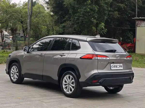 Toyota Frontlander 2023