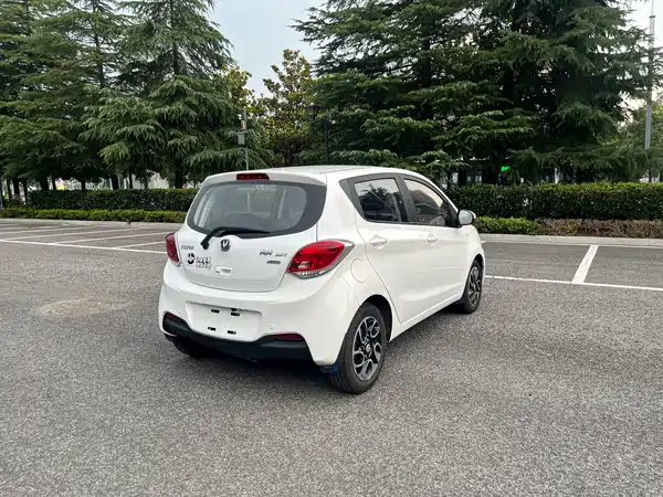 Changan BenBen 2015