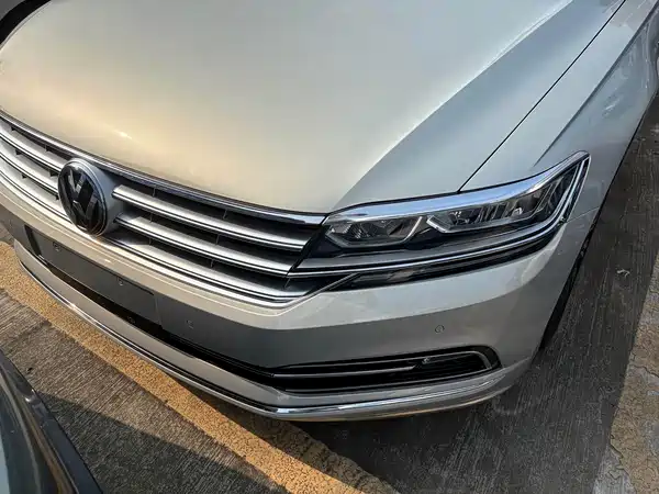 Volkswagen Phideon 2018