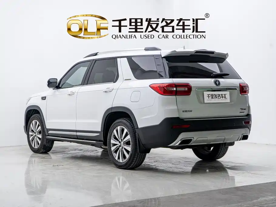 Changan CS95 2018 — фото 6