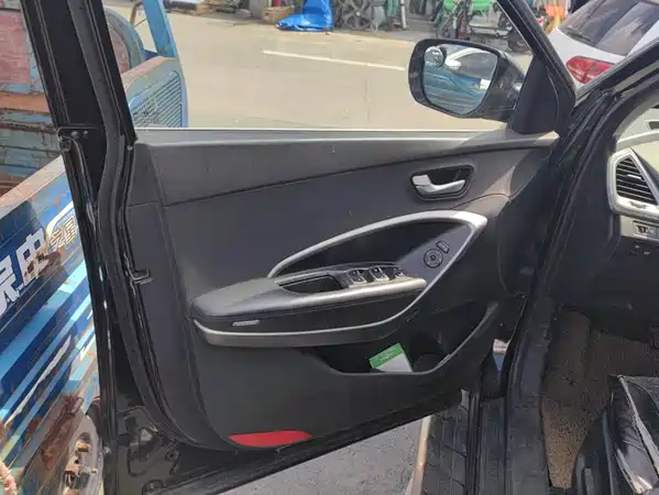 Hyundai Santa Fe 2015