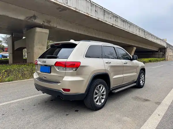 Jeep Grand Cherokee 2014