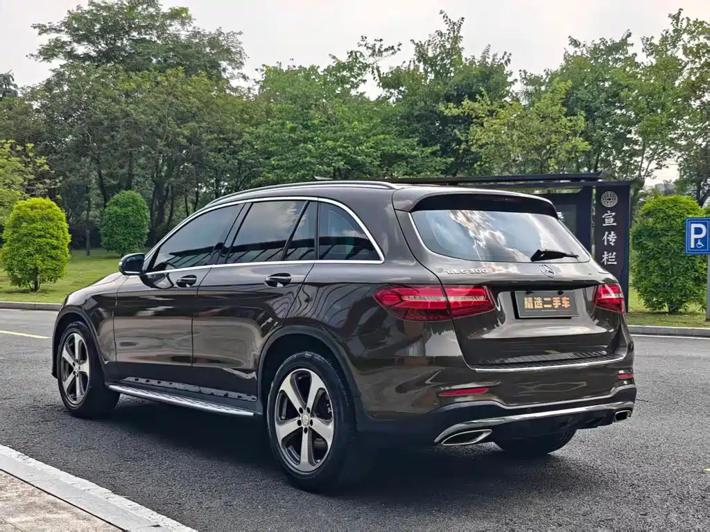 Mercedes-Benz GLC 2017 — фото 17