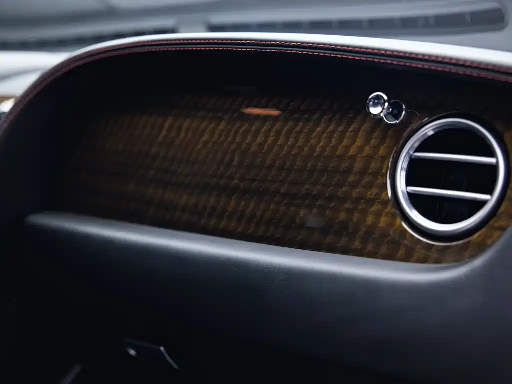 Bentley Continental 2013 — фото 23