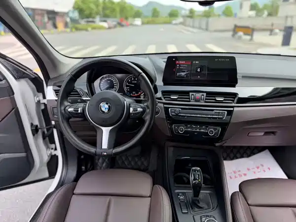 BMW X1 2021