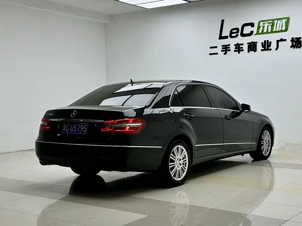 Mercedes-Benz E-Class 2013