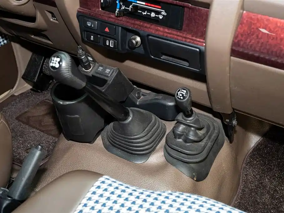 Toyota Land Cruiser 2024 — фото 16