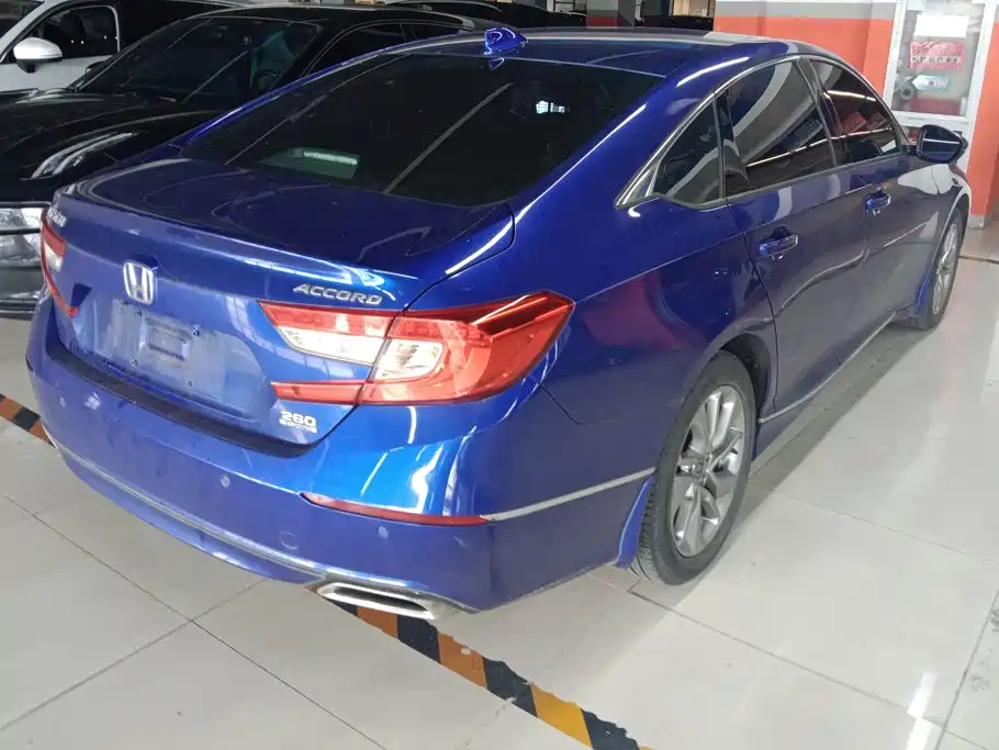 Honda Accord 2019 — фото 3