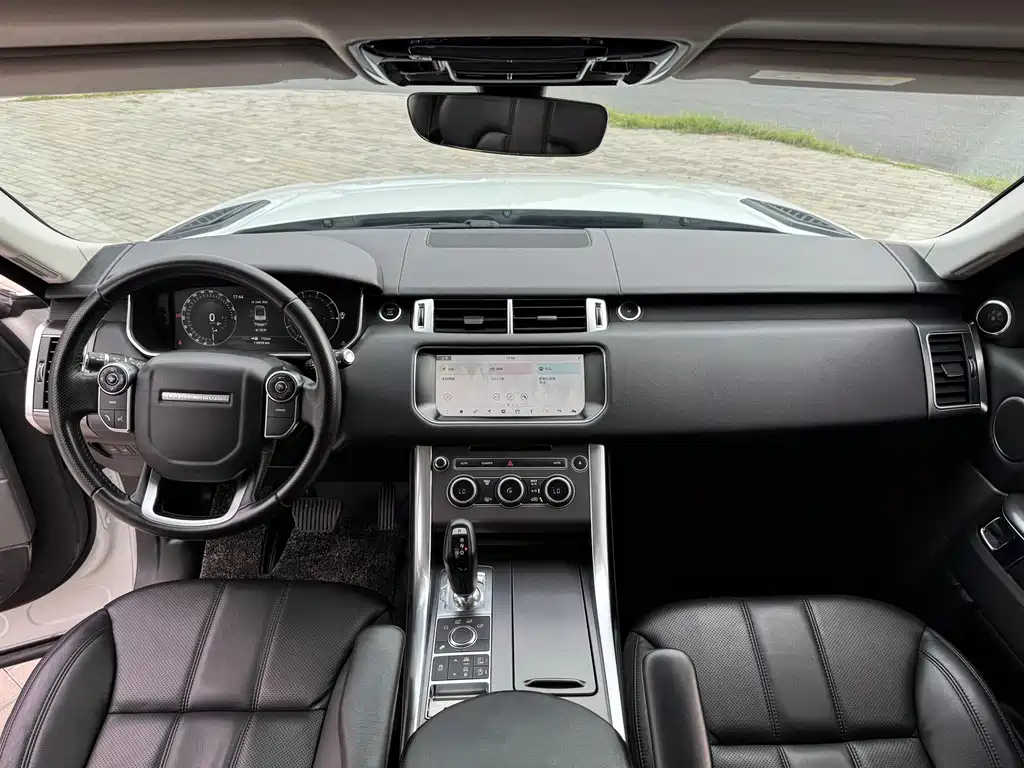 Land Rover Range Rover Sport 2017 — фото 13