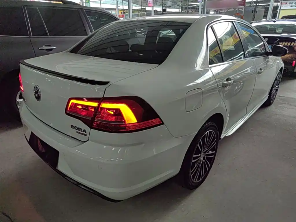 Volkswagen Bora 2016