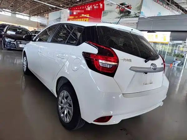 Toyota Vios FS 2021