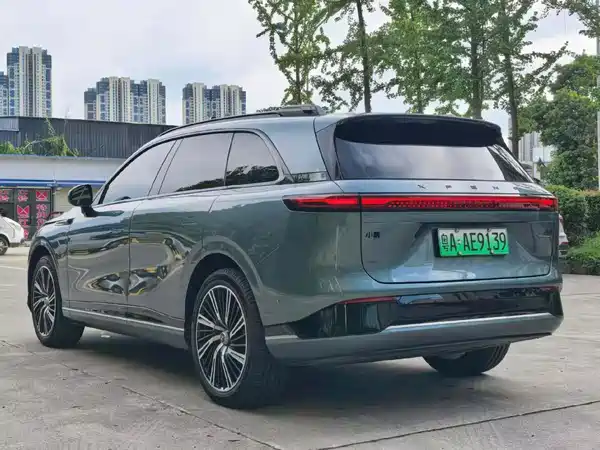XPeng G9 2025