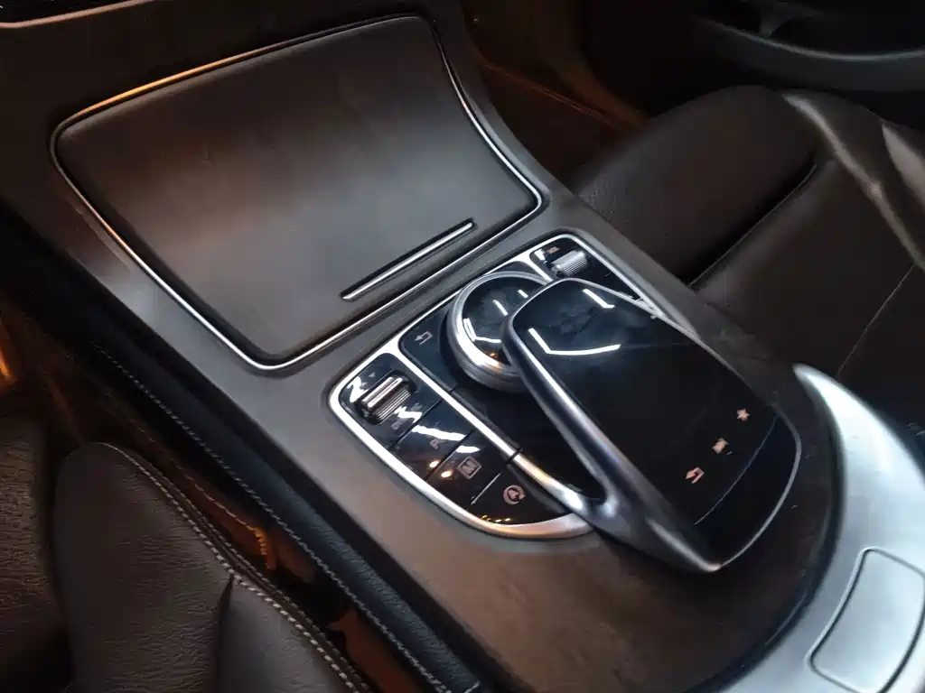 Mercedes-Benz GLC 2018