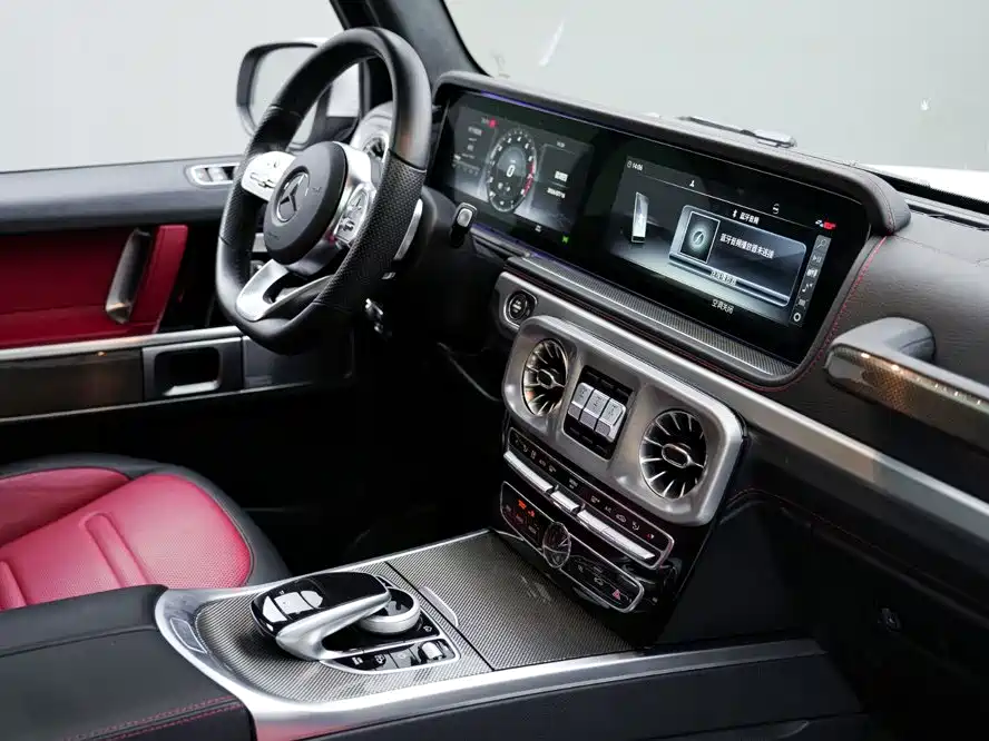 Mercedes-Benz G-Class 2019 — фото 17