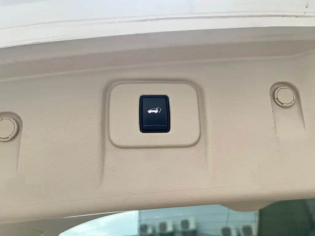 Nissan Murano 2015 — фото 24