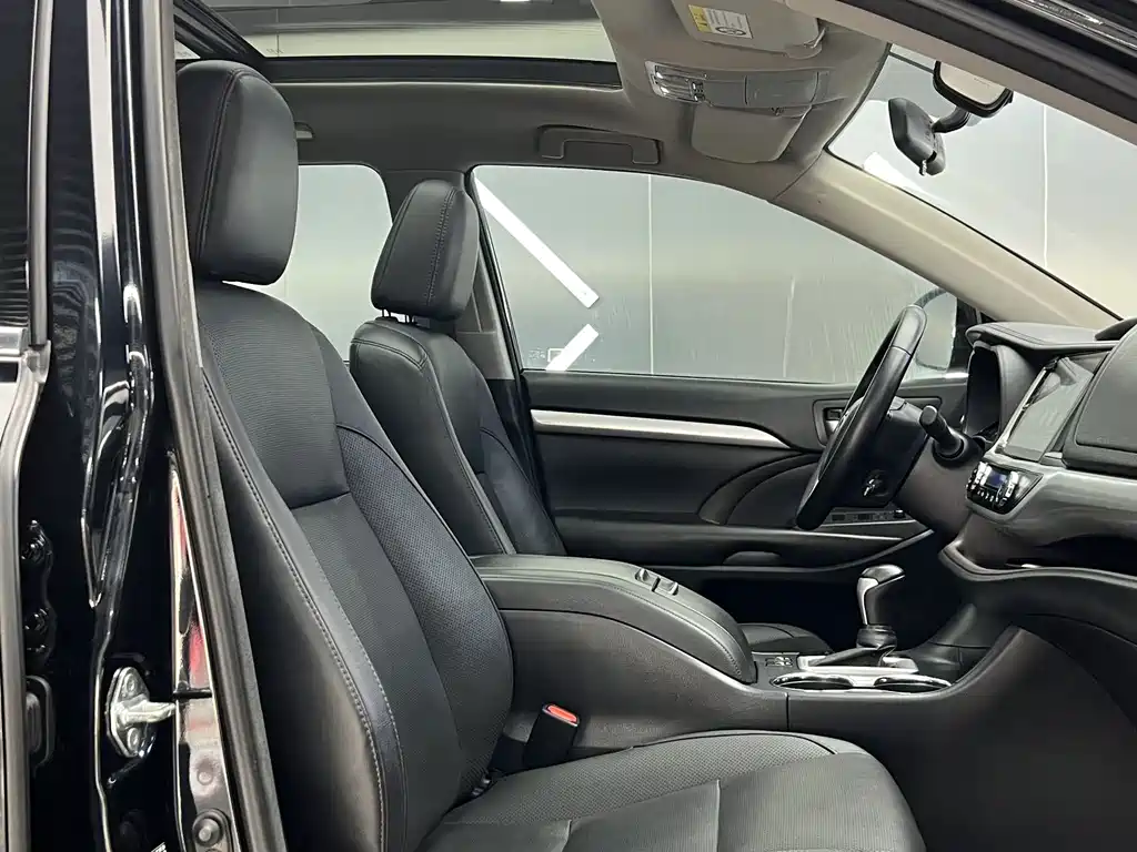 Toyota Highlander 2016 — фото 23