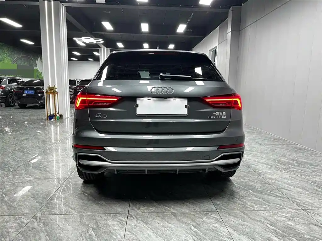 Audi Q3 2022 — фото 5