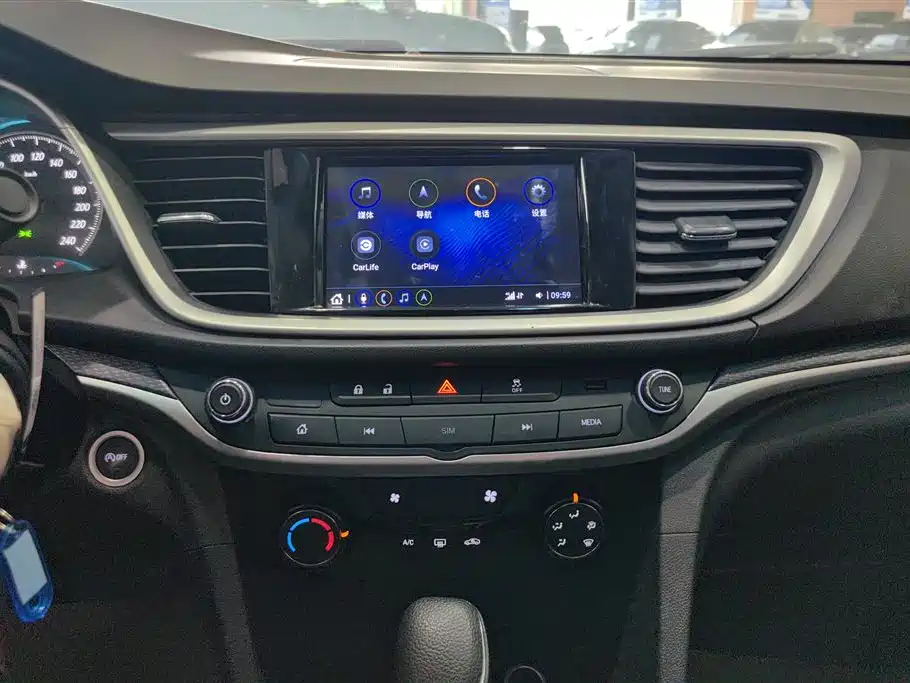 Buick Excelle 2022 — фото 13