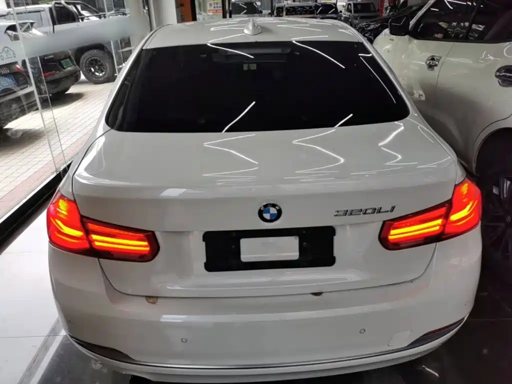 BMW 3 Series 2016