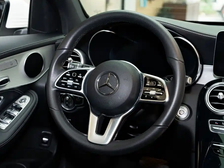 Mercedes-Benz GLC 2020 — фото 12